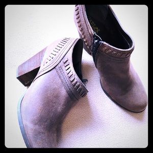 Carlos Santana ankle boots